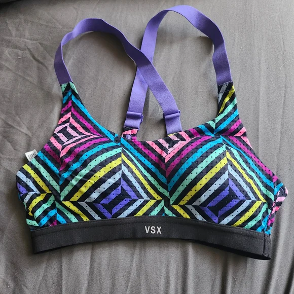 Victorias Secret 32B Sports Bra Geometric Print VSX Sport Pullover Wireless - Picture 1 of 5